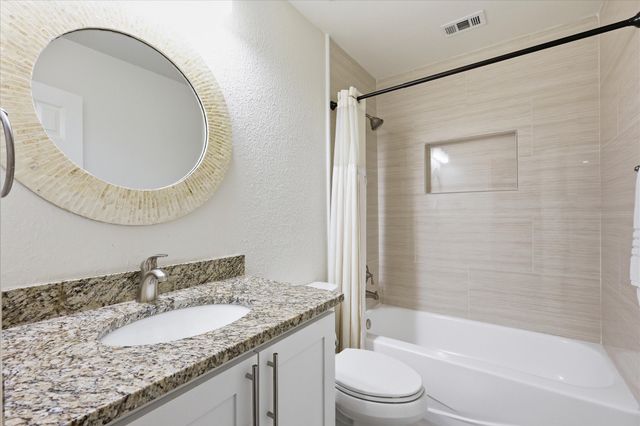6811 Fairfield Way, Sachse, TX 75048