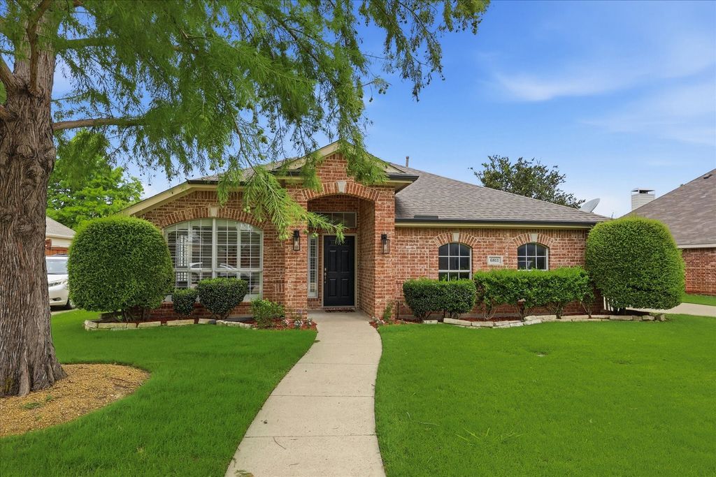 6811 Fairfield Way, Sachse, TX 75048