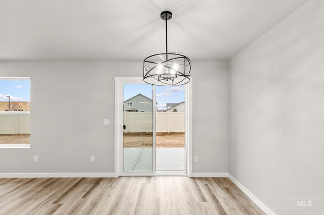 1401 W Braden Dr, Meridian, ID 83642