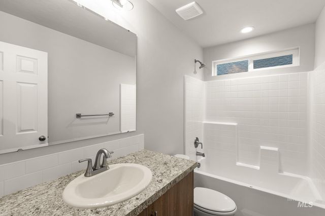 1401 W Braden Dr, Meridian, ID 83642