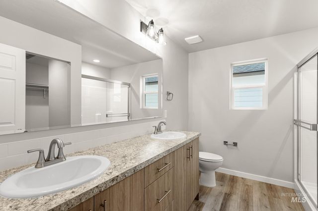 1401 W Braden Dr, Meridian, ID 83642