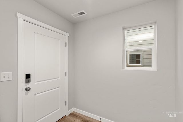 1401 W Braden Dr, Meridian, ID 83642