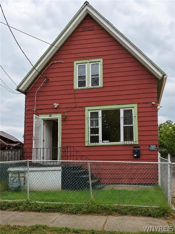 10 Grimes Street, Buffalo, NY 14212