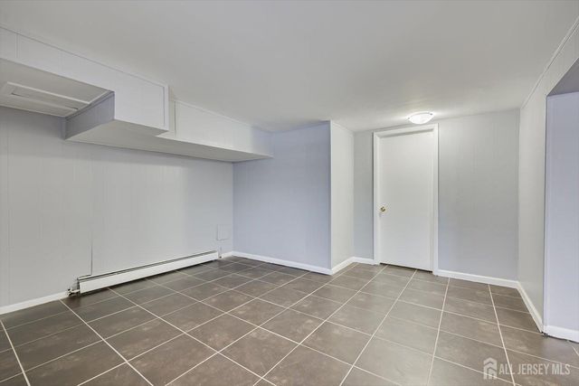 2 Garfield Park, Edison, NJ 08837