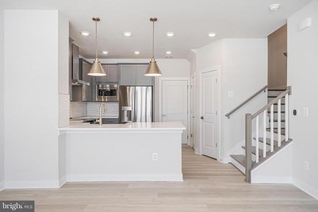 44592 STRABANE TER, Ashburn, VA 20147