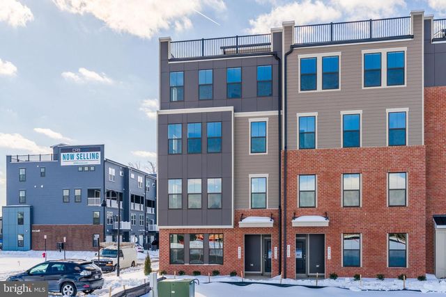 44592 STRABANE TER, Ashburn, VA 20147