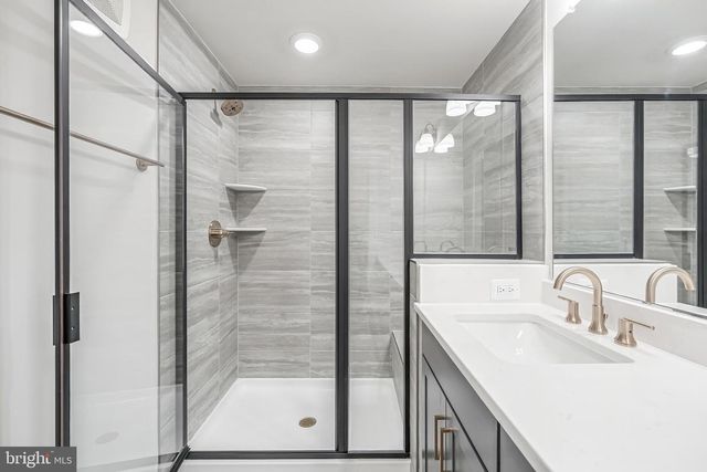 44592 STRABANE TER, Ashburn, VA 20147