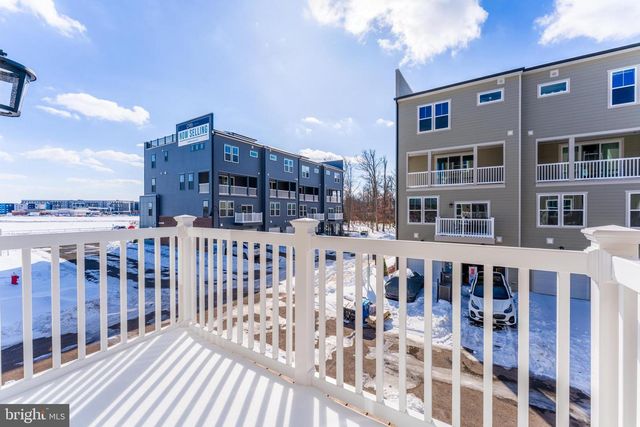 44592 STRABANE TER, Ashburn, VA 20147