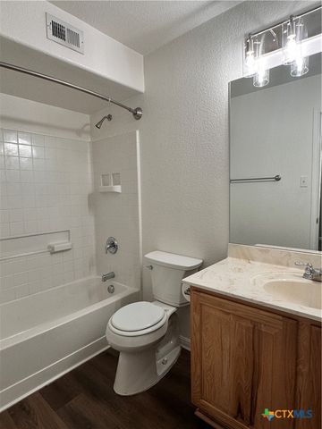 129 Rush Haven E043, San Marcos, TX 78666