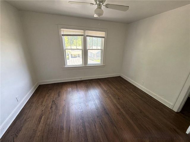 5700 Euclid Avenue, Kansas City, MO 64130