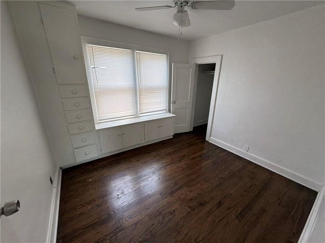 5700 Euclid Avenue, Kansas City, MO 64130