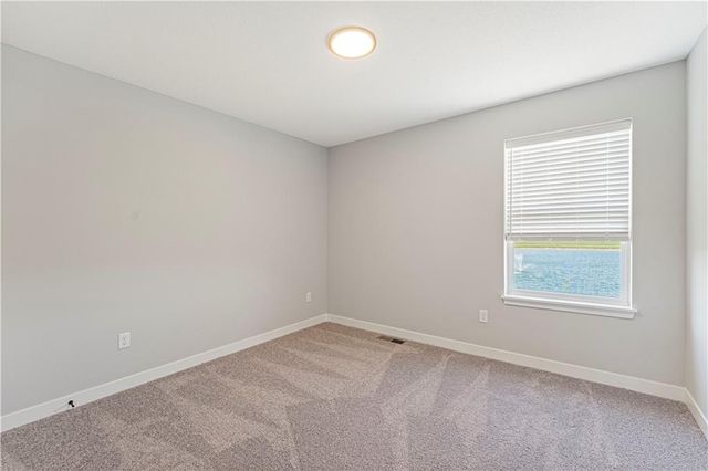 8704 SW Edgewater Drive, Blue Springs, MO 64064