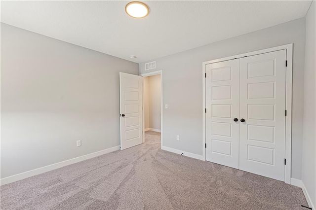 8704 SW Edgewater Drive, Blue Springs, MO 64064