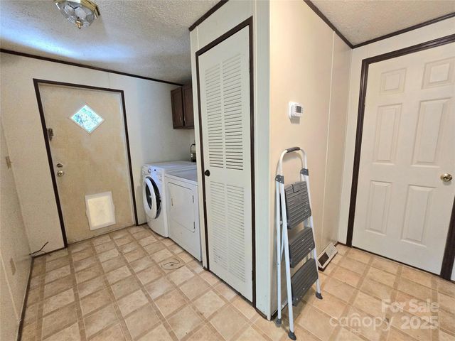 113 Reeves Road, Leicester, NC 28748