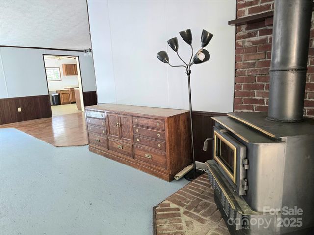 113 Reeves Road, Leicester, NC 28748