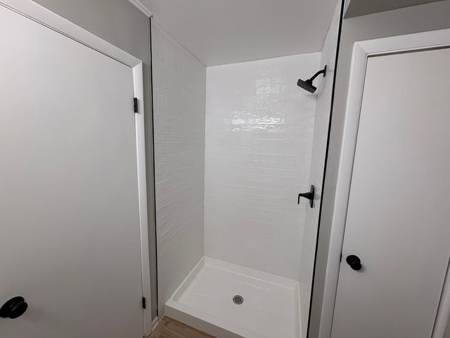 8124 Kensington Lane, Hanover Park, IL 60133