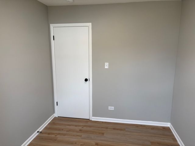 8124 Kensington Lane, Hanover Park, IL 60133