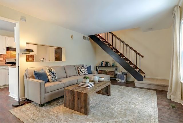 254 Sunset Court 0, Vernon Hills, IL 60061