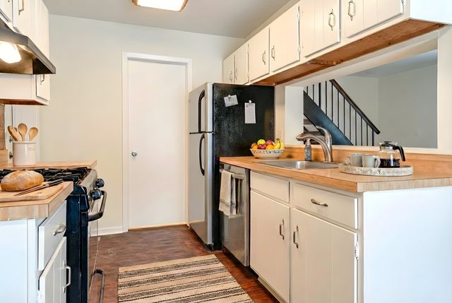 254 Sunset Court 0, Vernon Hills, IL 60061