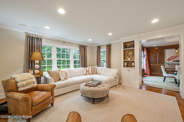410 Mayfair Ln, Louisville, KY 40207