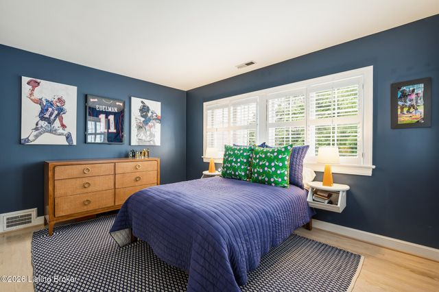 410 Mayfair Ln, Louisville, KY 40207