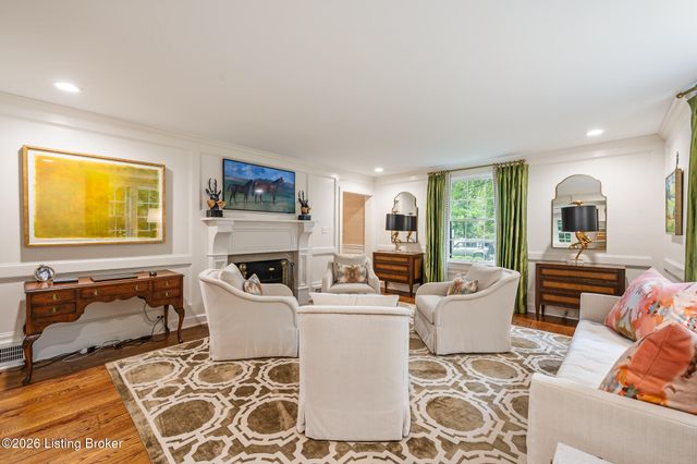 410 Mayfair Ln, Louisville, KY 40207