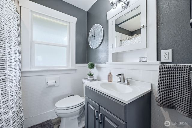 4801 S Thompson Avenue, Tacoma, WA 98408