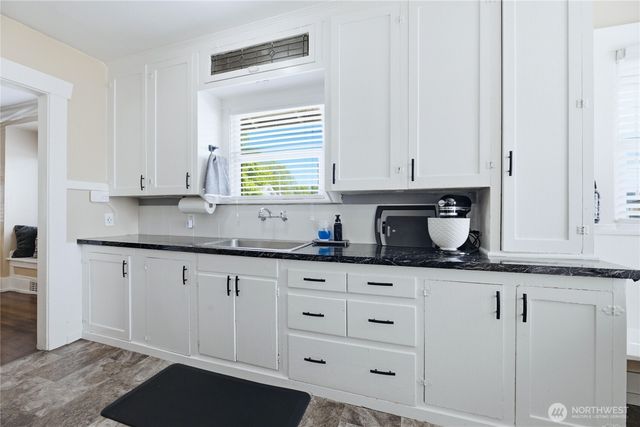 4801 S Thompson Avenue, Tacoma, WA 98408