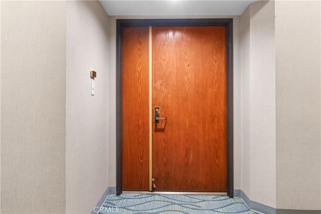 1310 E Ocean, Long Beach, CA 90802