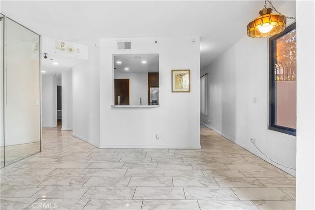 1310 E Ocean, Long Beach, CA 90802