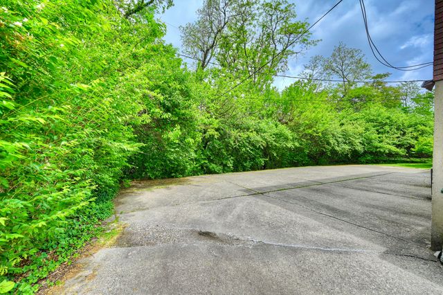 1260 Upland Avenue, Fort Wright, KY 41011