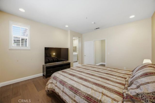 5 Woodlake, Buena Park, CA 90621