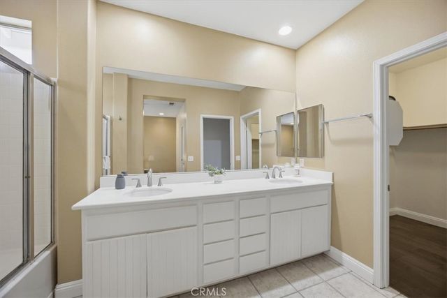 5 Woodlake, Buena Park, CA 90621