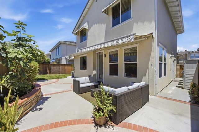 5 Woodlake, Buena Park, CA 90621
