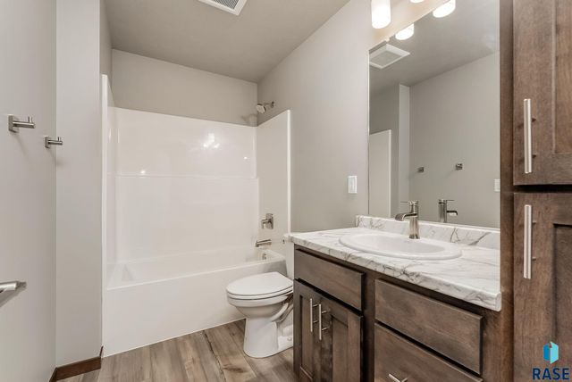 1135 E Apex St Street, Tea, SD 57064