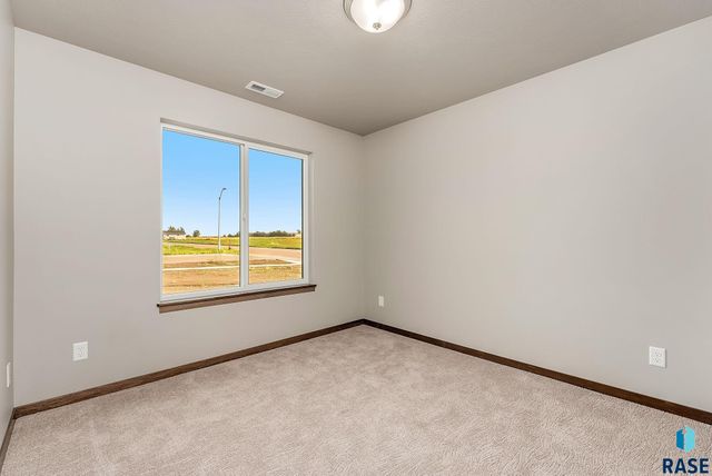 1135 E Apex St Street, Tea, SD 57064