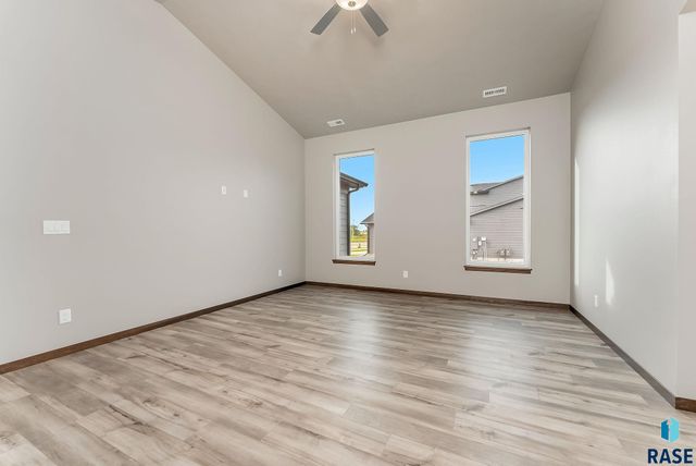 1135 E Apex St Street, Tea, SD 57064