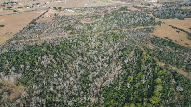 14872 Fm 359, Hempstead, TX 77445