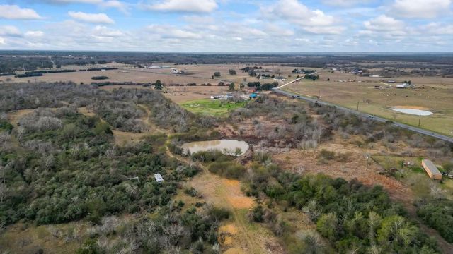 14872 Fm 359, Hempstead, TX 77445