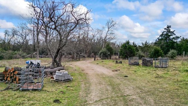 14872 Fm 359, Hempstead, TX 77445