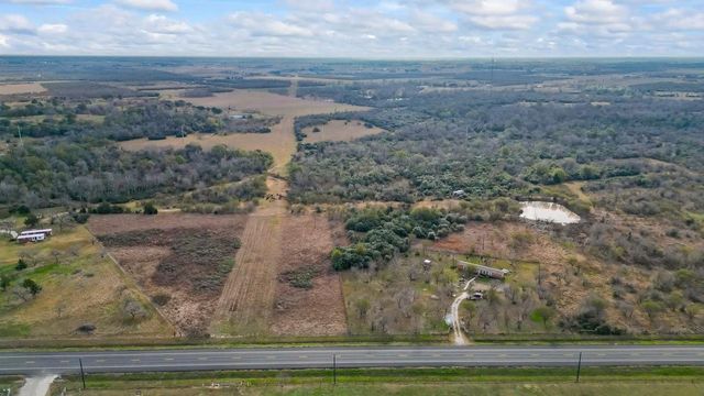 14872 Fm 359, Hempstead, TX 77445