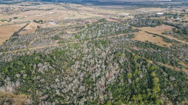 14872 Fm 359, Hempstead, TX 77445