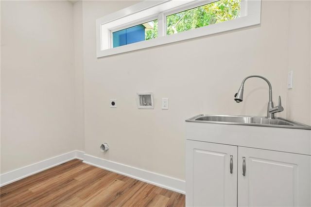 237 Altoona SW Place, Atlanta, GA 30314