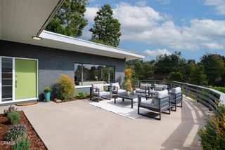 4644 Hillard Avenue, La Canada Flintridge, CA 91011