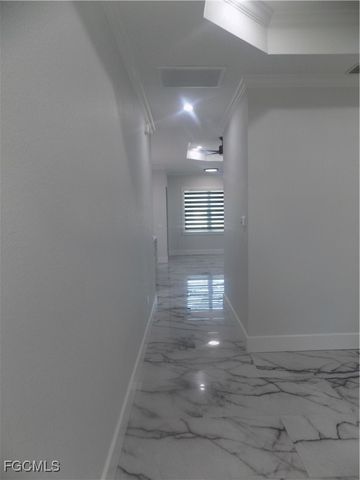 2992 Douglas AVE, Fort Myers, FL 33916