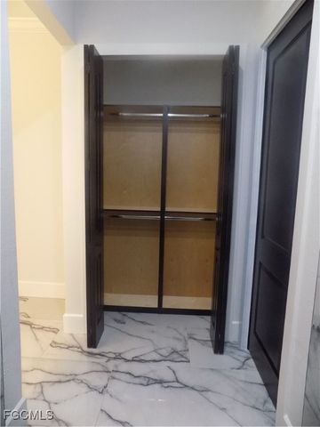 2992 Douglas AVE, Fort Myers, FL 33916