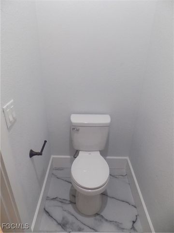 2992 Douglas AVE, Fort Myers, FL 33916