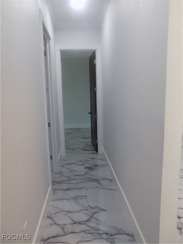 2992 Douglas AVE, Fort Myers, FL 33916