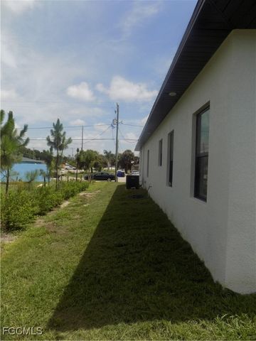 2992 Douglas AVE, Fort Myers, FL 33916