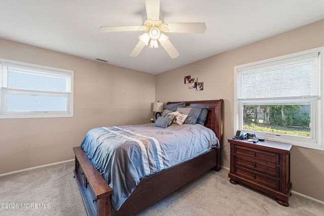 6 Hunterdon Avenue, Monroe, NJ 08831